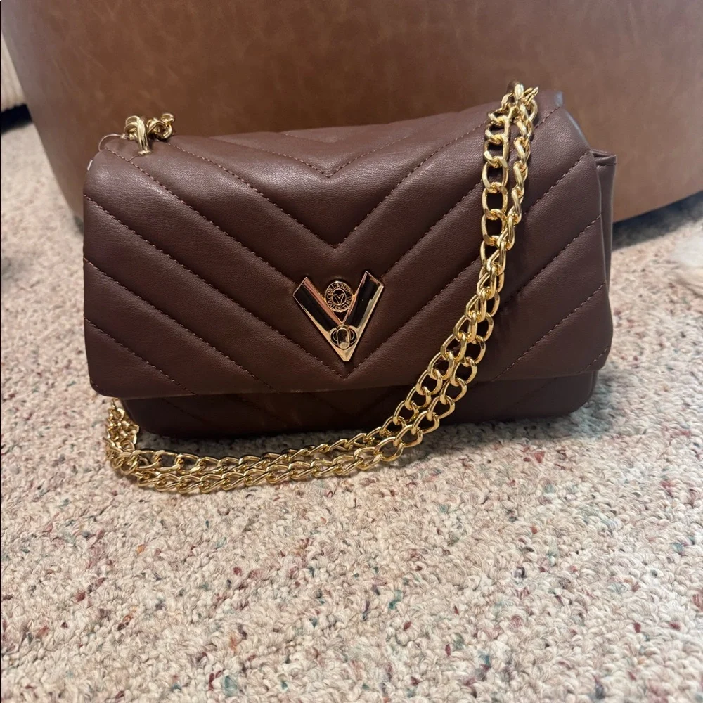 Valentino Orlandi brown quilted leather crossbody bag w/ gold chain. New tags.
